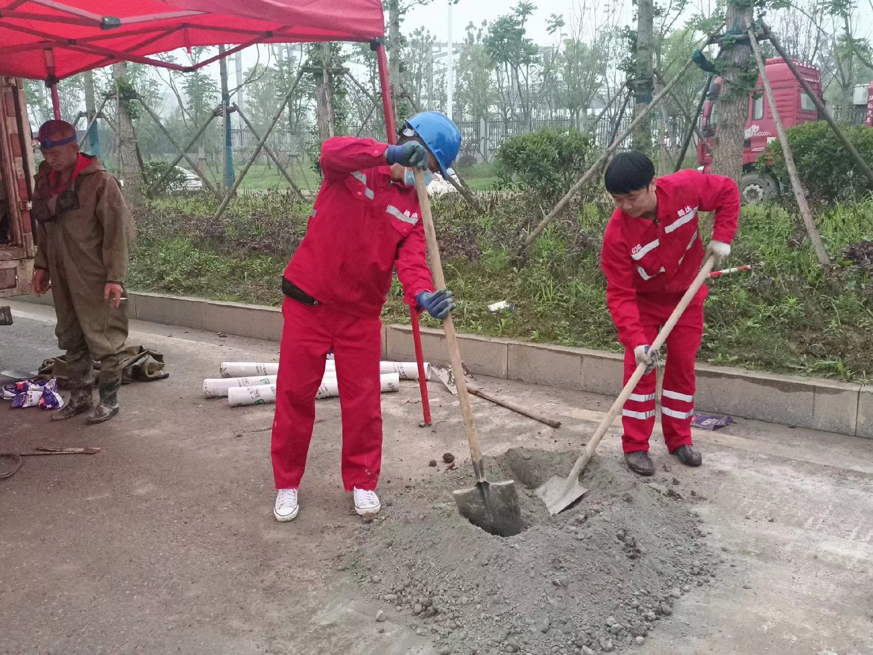 化州管道疏通哪家好】及时进行市政管道清淤