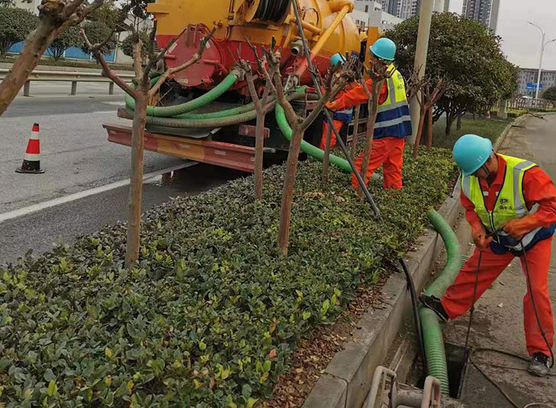 化州市政管道清淤